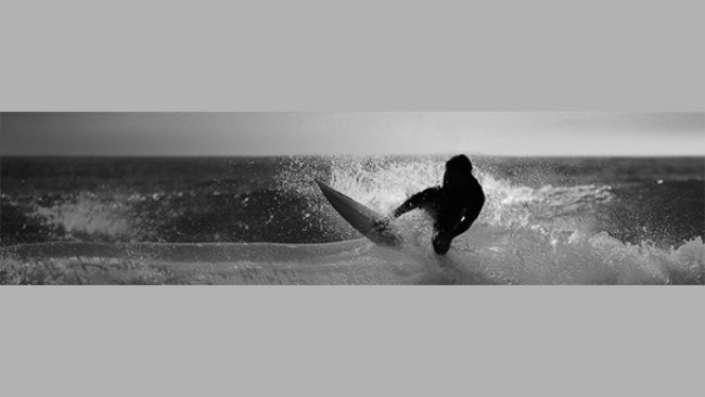 Surfeando en la cresta de la ola