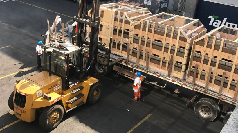 Primer envío de ganado Hypor a Perú