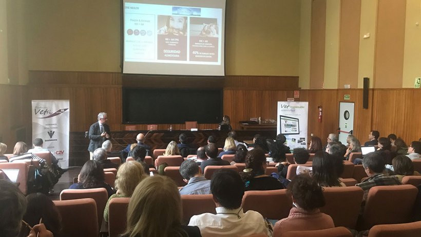 Juan Carlos Castillejo, durante la presentaci&oacute;n de MSD Animal Health en el CSIC.
