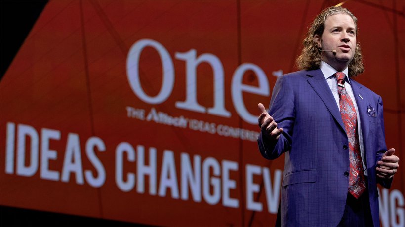 Dr. Mark Lyons, presidente y CEO de Alltech, en ONE: The Alltech Ideas Conference (ONE18) que se celebr&oacute; en mayo de 2018 en Lexington (Kentucky, EE.&nbsp;UU.).
