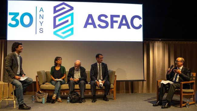 De izquierda a derecha: Marcel Gorgori, Marta Rivera, Abel Mariné, Pedro Cordero y Pere Borrell.