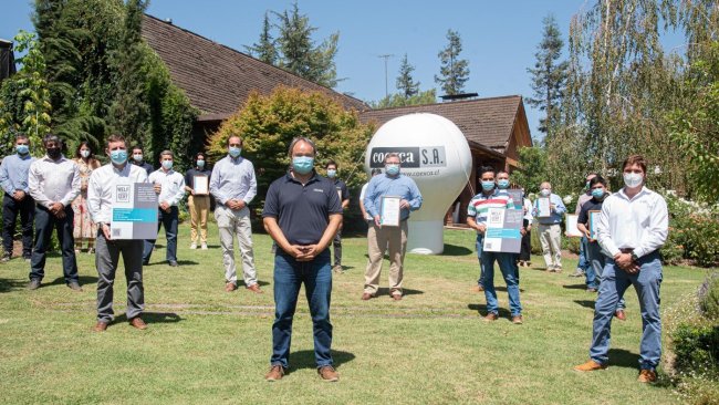 Coexca S.A. y su subsidiaria Agrícola Coexca S.A. recibieron la certificación en Bienestar Animal, otorgada por FSTeam, a través de MSD Salud Animal. Se transforman así en las segundas empresas que reciben esta acreditación en Chile.