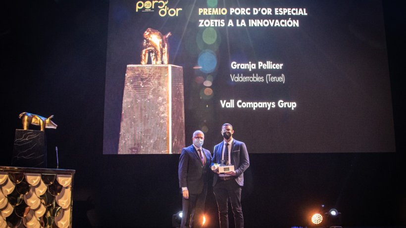 &Aacute;ngel Baguer entrega el Porc d&#39;Or Zoetis a la Innovaci&oacute;n
