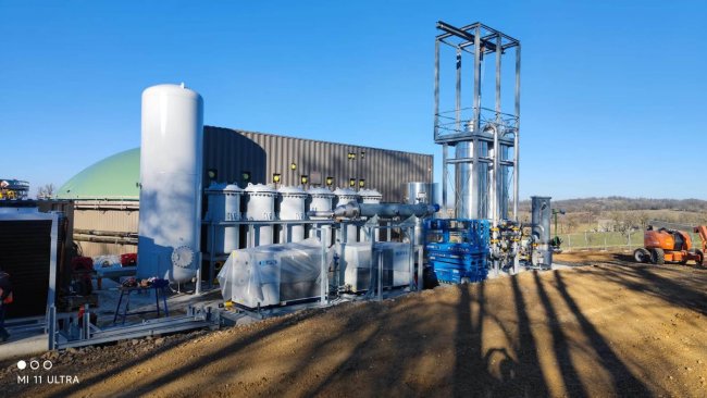 El modelo „M“ de ETW SmartCycle® PSA, fácil de usar, presenta tiempos de instalación rápidos en el sitio y un diseño compacto (espacio reducido).