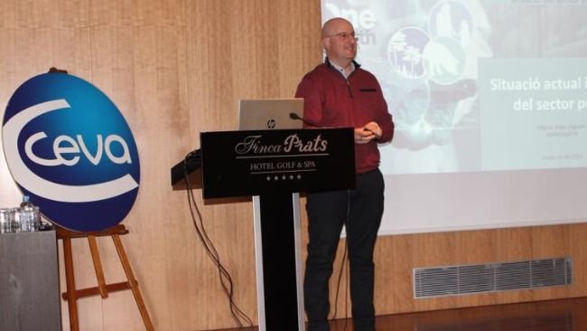 Miguel Ángel Higuera durante su intervención en la jornada.