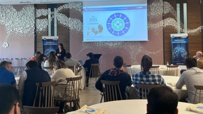 Mayte Lasierra durante su intervención.