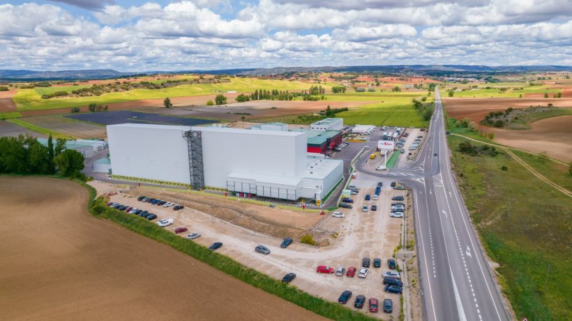 Planta del&nbsp;Grupo Vall Companys en Villar de Olalla (Cuenca) que cuenta con un parque solar para autoabastecerse a nivel energ&eacute;tico.&nbsp;
