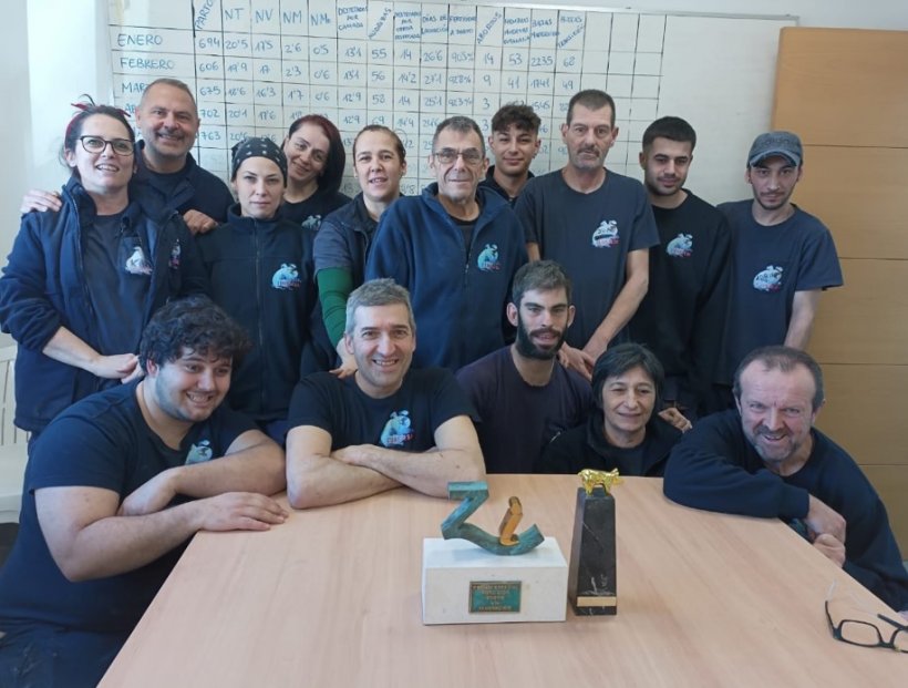 El equipo de trabajo de la granja Pedregales es una pieza fundamental en el &eacute;xito del proyecto. &nbsp;
