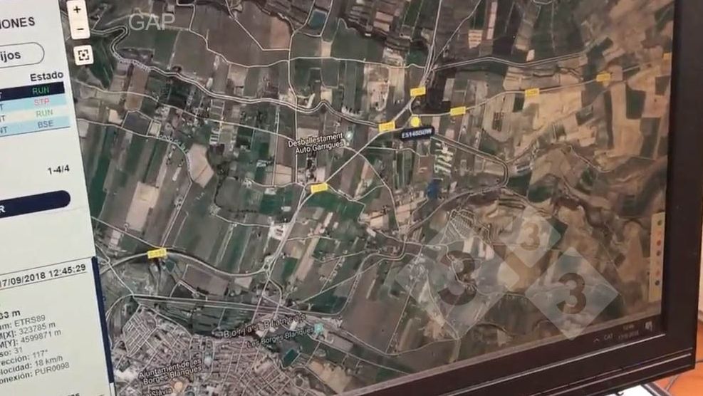 Figura 1. Seguimiento y control de la log&iacute;stica de recogida en granjas, transporte y aplicaci&oacute;n agr&iacute;cola mediante sistemas de informaci&oacute;n geogr&aacute;fica. Foto gentileza de GAP (Gesti&oacute; Agroramadera de Ponent SCCL).
