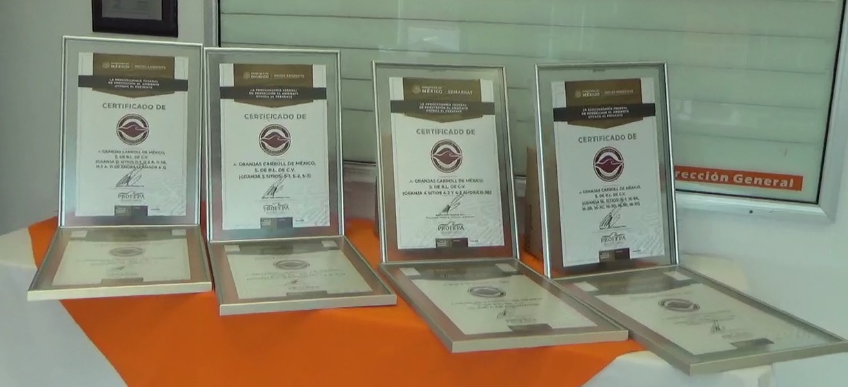 Certificaciones Granjas Carroll