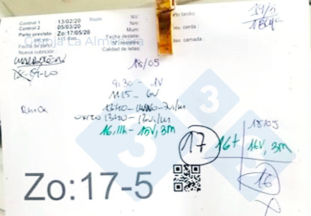 Fot. 10: kody QR cna kartach loch ułatwiające wprowadzanie i odczyt danych
